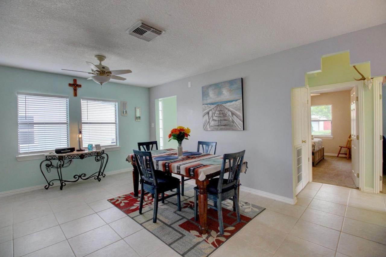 Charming 2Br Near University, Beach & Attractions Galveston Eksteriør bilde